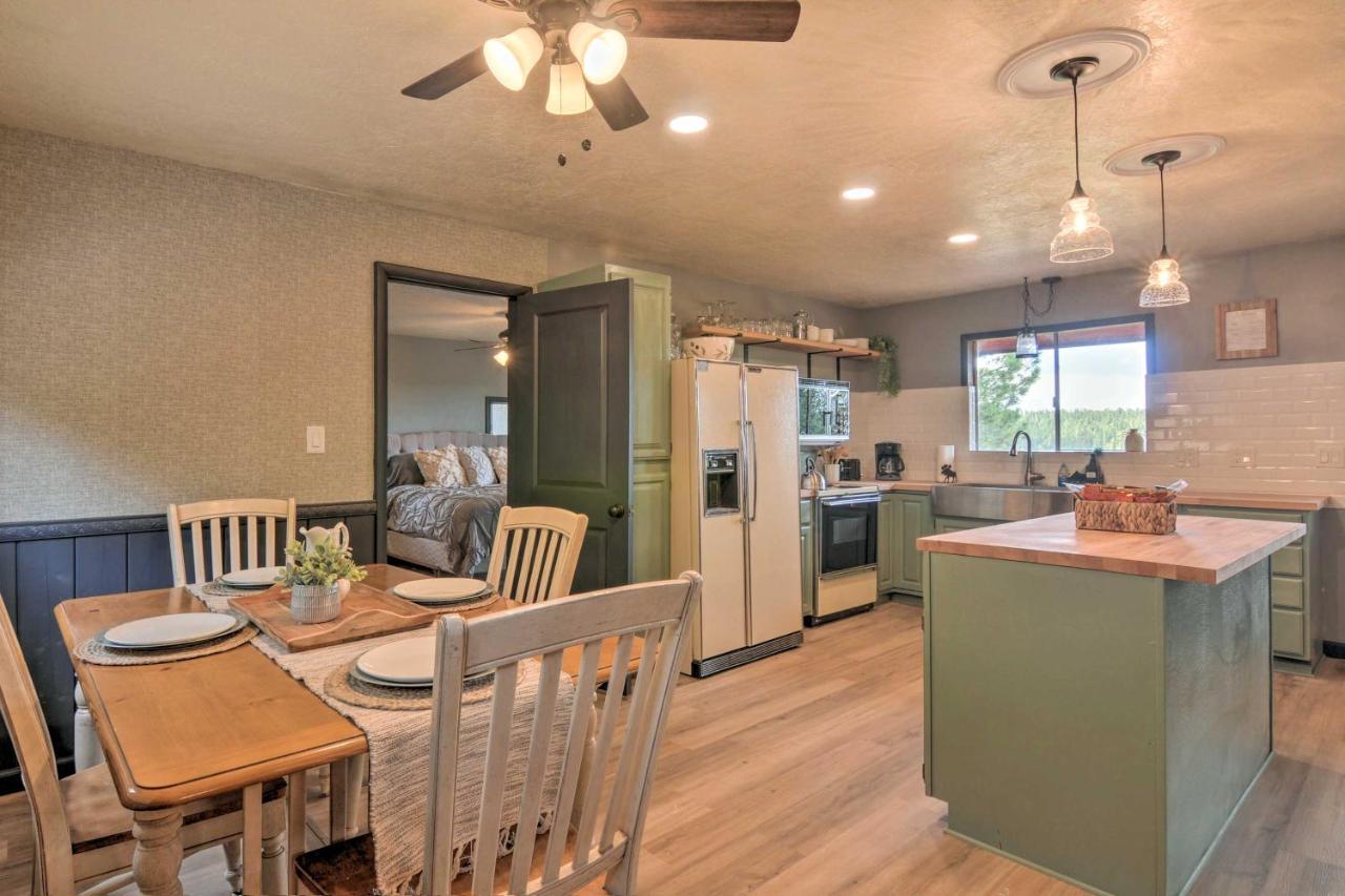 Pet-Friendly Duck Creek Village Retreat With Deck! Exterior photo