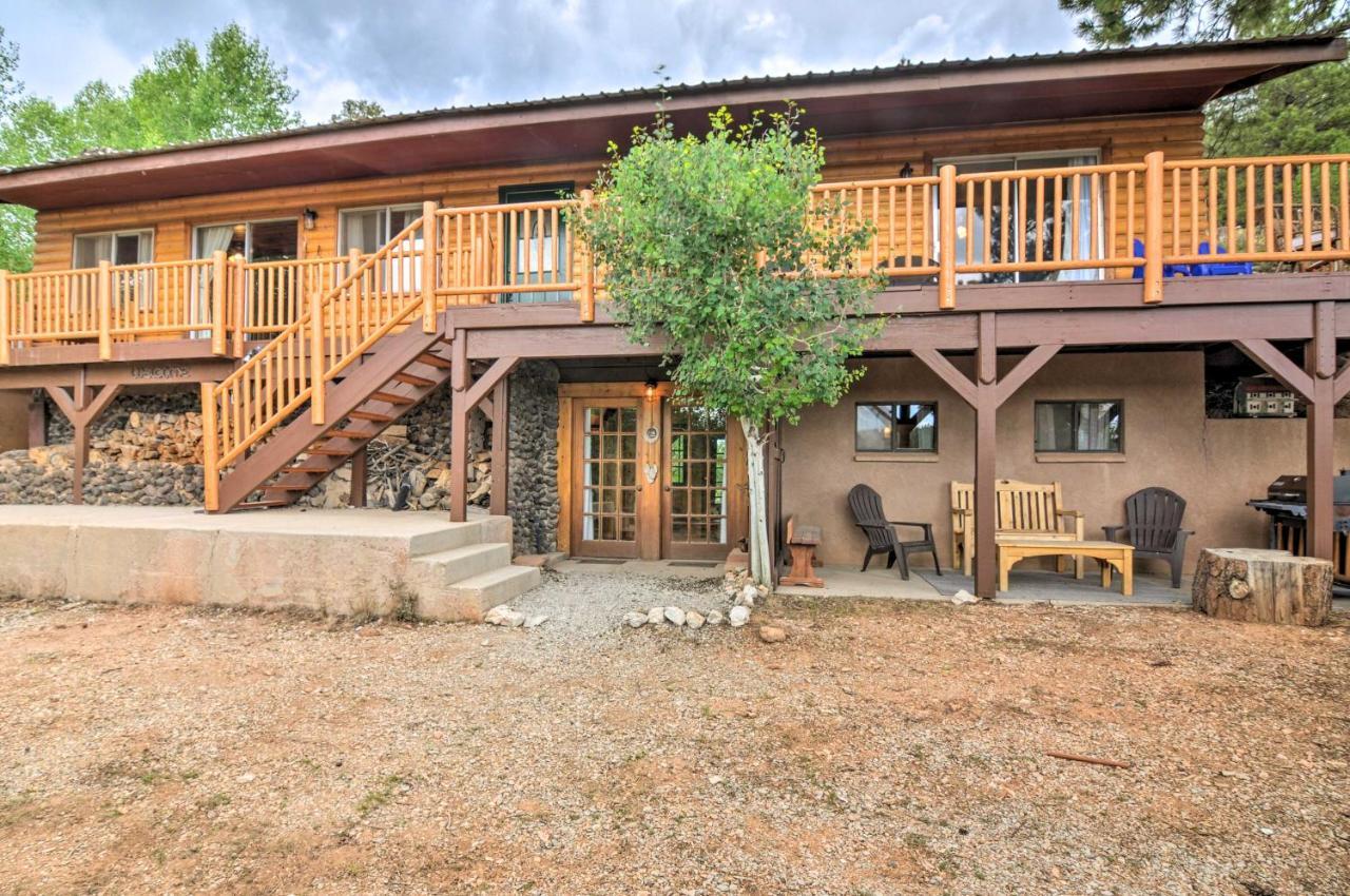 Pet-Friendly Duck Creek Village Retreat With Deck! Exterior photo